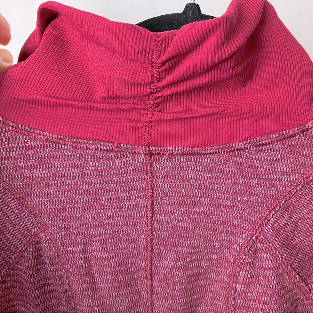 Lululemon Runderful Half Zip in Berry Rumble - Picture 8 of 12
